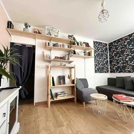 Calme Et Chaleureux Avec Stationnement Gratuit Nantes