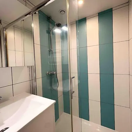 Apartment Calme Et Chaleureux Avec Stationnement Gratuit Nantes