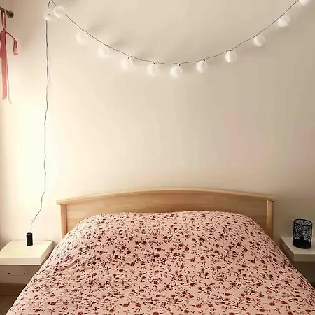 Calme Et Chaleureux Avec Stationnement Gratuit * Nantes
