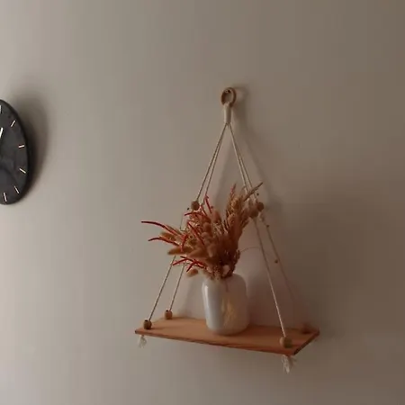 Apartment Calme Et Chaleureux Avec Stationnement Gratuit